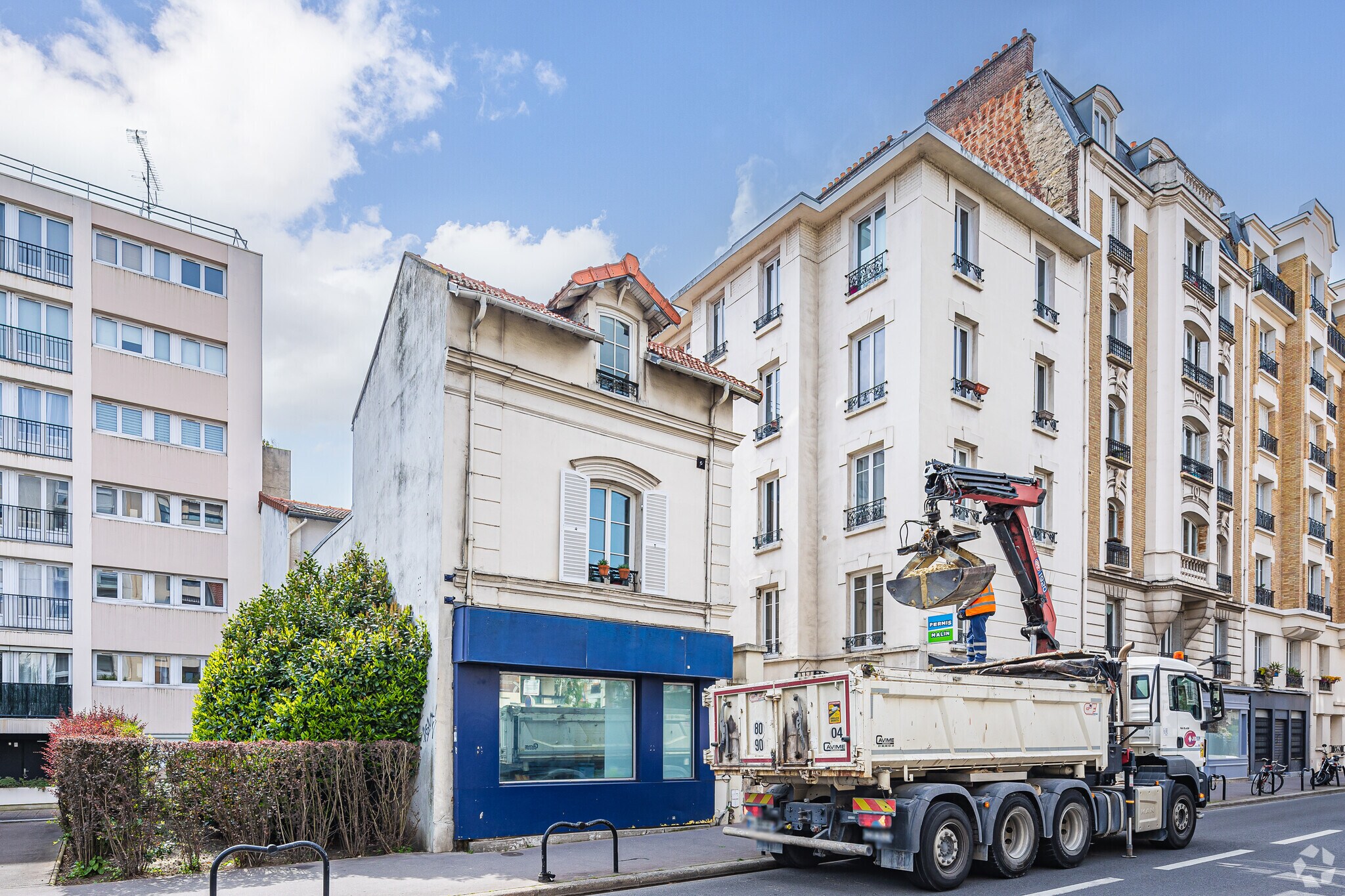 Bureau dans Courbevoie à louer Photo principale– Image 1 sur 3