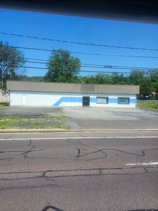 Plus de détails pour 217 S 3rd St, Coopersburg, PA - Industriel/Logistique à louer