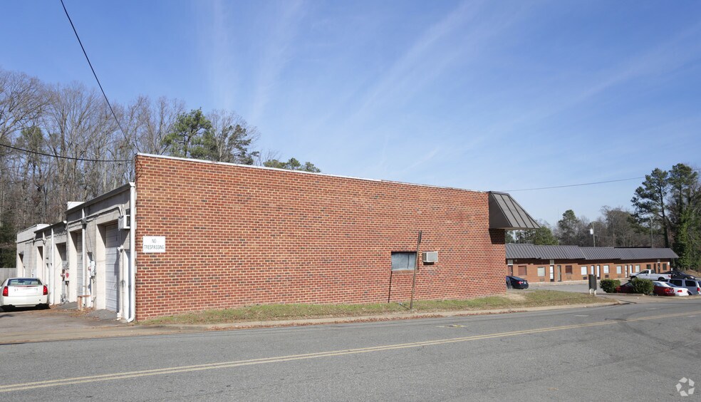 6840 Atmore Dr, Richmond, VA à louer - Photo de l’immeuble – Image 3 sur 12