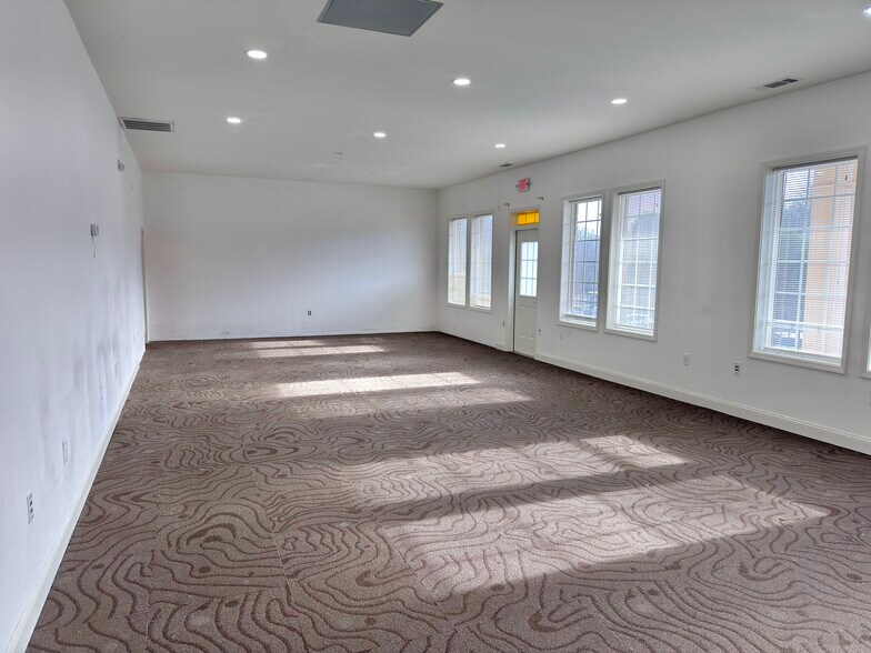 4209 Oakwood Rd, Oakwood, GA à louer - Photo intérieure – Image 3 sur 7