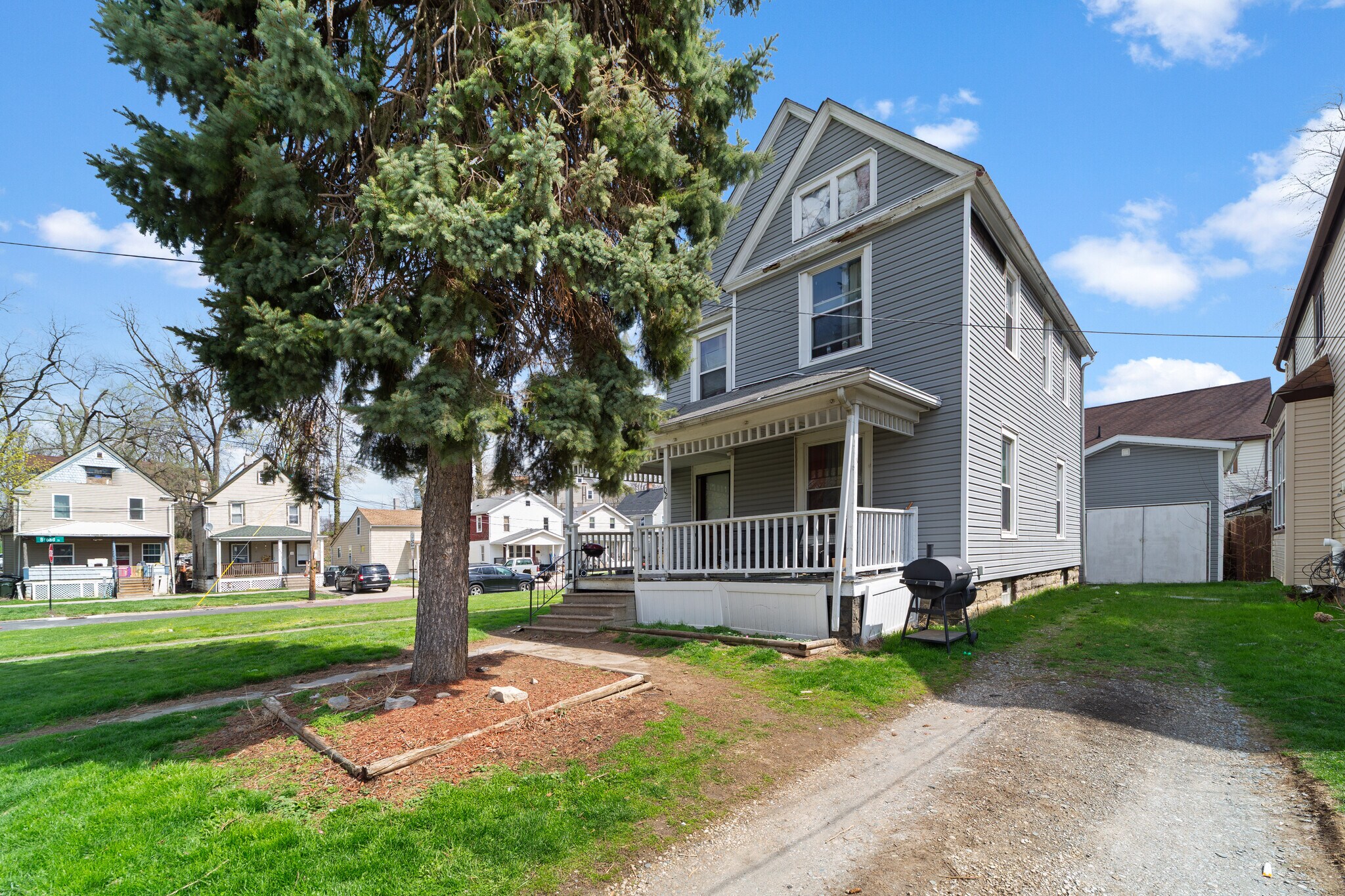 19 Unit Elyria/Lorain Portfolio portefeuille de 12 biens à vendre sur LoopNet.fr Photo principale– Image 1 sur 34
