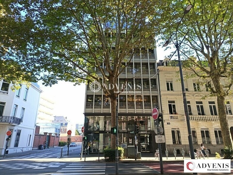 Bureau dans Lille à louer - Photo de l’immeuble – Image 1 sur 11