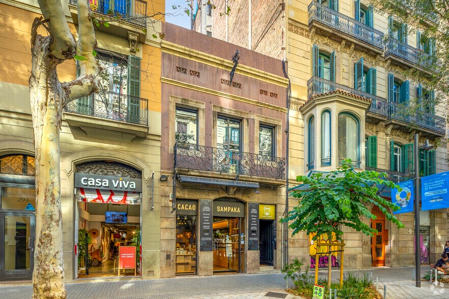 Local commercial dans Barcelone, Barcelona à louer - Photo de l’immeuble – Image 2 sur 2