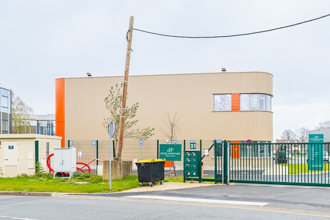 Plus de détails pour 21 Avenue De Norvège, Villebon-sur-Yvette - Bureau, Local d'activités à louer