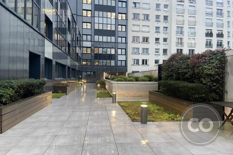 Bureau dans Boulogne-Billancourt à louer - Photo de l’immeuble – Image 1 sur 6