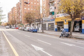 Plus de détails pour Calle Virgen de la Consolación, Granada - Local commercial à vendre