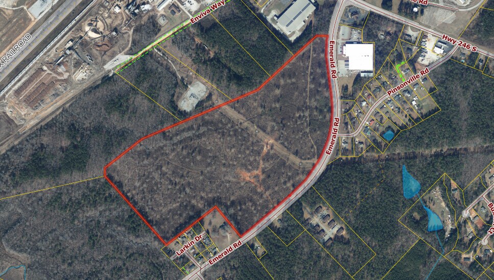 1901 Emerald Road, Greenwood, SC à vendre - Photo de l’immeuble – Image 2 sur 3