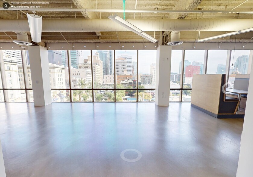 225 Broadway, San Diego, CA à louer - Numérisation 3D Matterport – Image 3 sur 18