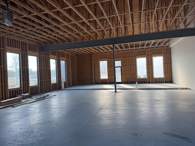 210 N Lakeline Blvd, Cedar Park, TX à louer - Photo de l’immeuble – Image 2 sur 8