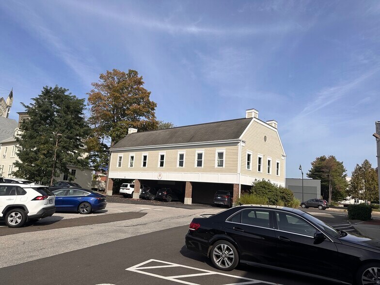 710 West Ave, Norwalk, CT à louer - Photo de l’immeuble – Image 3 sur 5