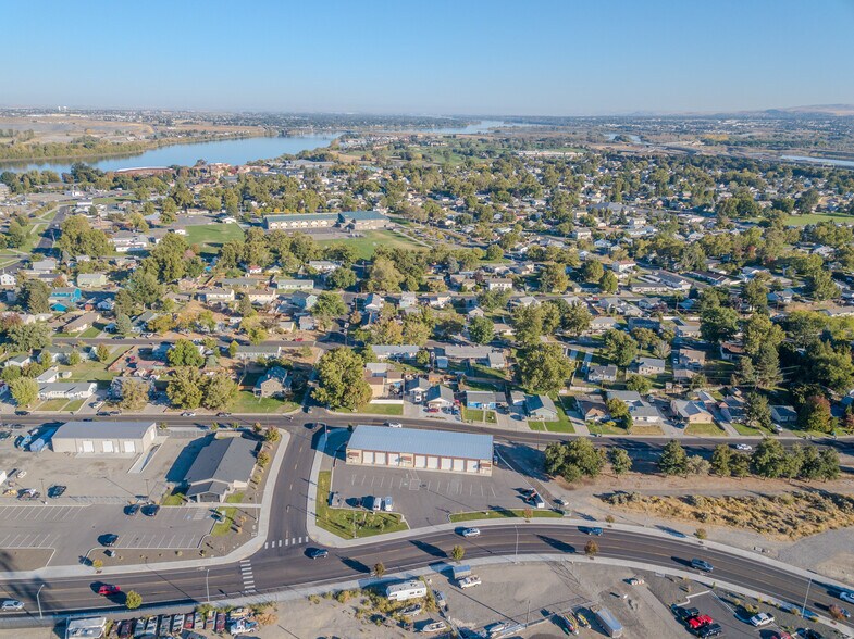 454 Stevens Dr, Richland, WA à louer - Photo principale – Image 1 sur 17