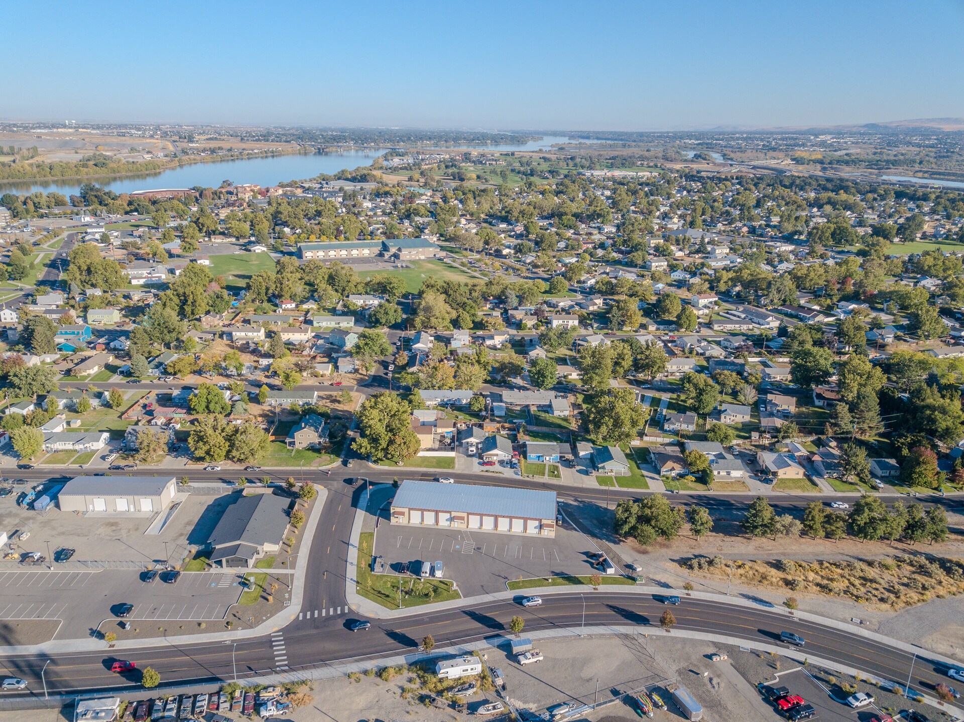 454 Stevens Dr, Richland, WA à louer Photo principale– Image 1 sur 18