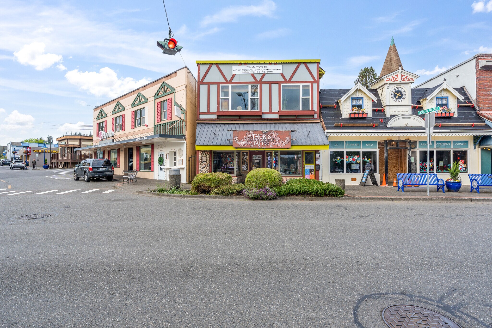 18978 Front St, Poulsbo, WA à vendre Photo de l’immeuble– Image 1 sur 31