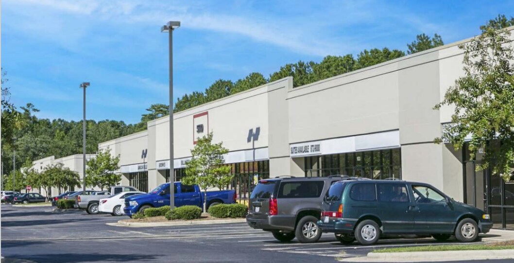 5540 Atlantic Springs Rd, Raleigh, NC à louer Photo de l’immeuble– Image 1 sur 4