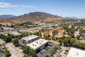 5126 Clareton Dr, Agoura Hills, CA - VUE AÉRIENNE  vue de carte