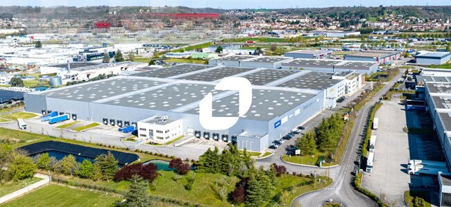 Plus de détails pour Industriel/Logistique à louer