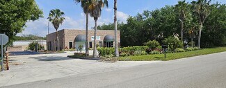 Plus de détails pour 1474 Rail Head Blvd, Naples, FL - Local d'activités à louer