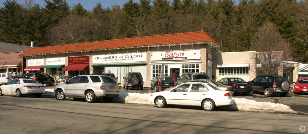 397-401 Boston Post Rd, Weston, MA à louer - Photo de l’immeuble – Image 1 sur 3