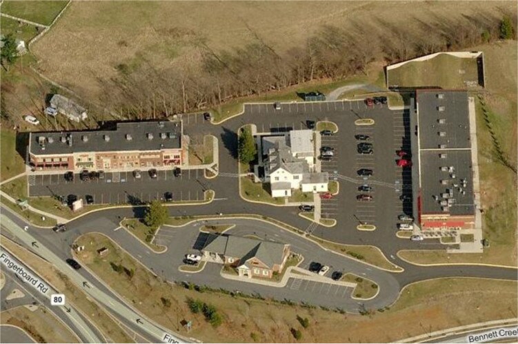 8927 Fingerboard Rd, Urbana, MD à louer - Aérien – Image 3 sur 5