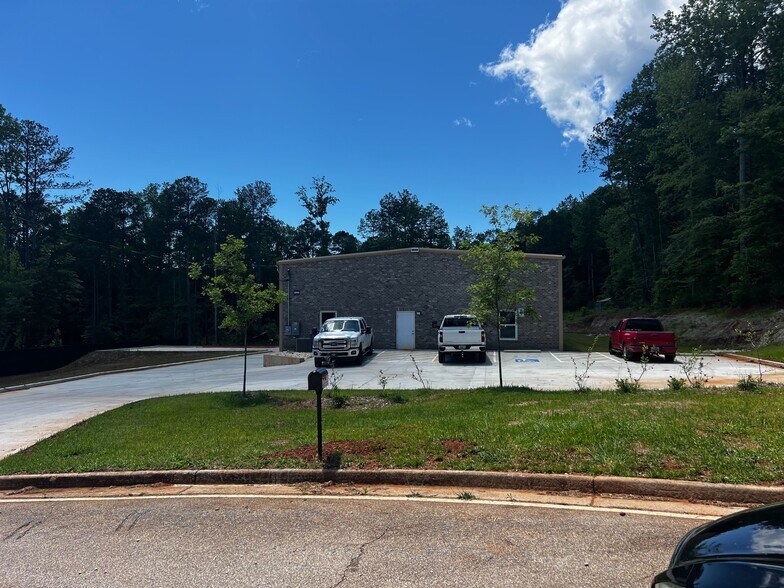 1890 Jason Industrial Parkway, Winston, GA à vendre - Photo de l’immeuble – Image 3 sur 5