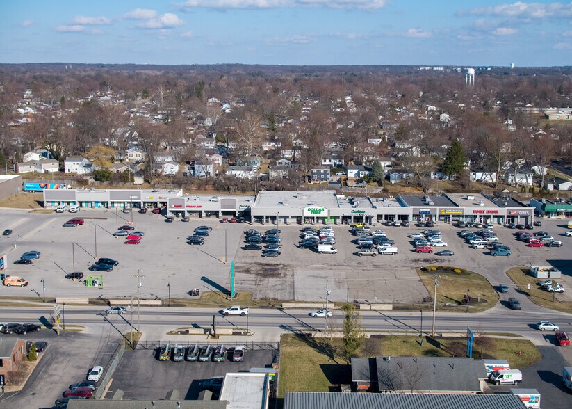 5926-5992 Westerville Rd, Westerville, OH à louer - Photo de l’immeuble – Image 1 sur 14