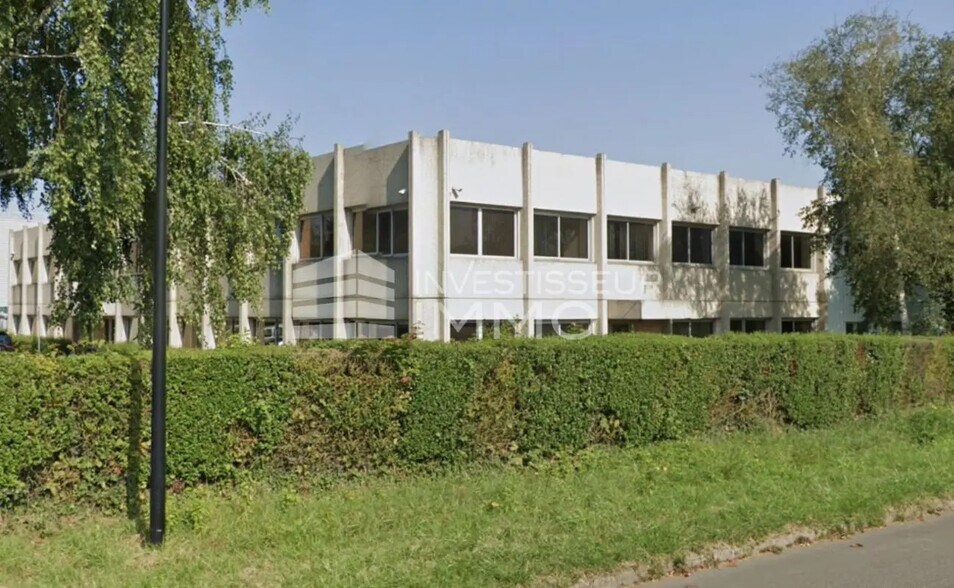 Industriel/Logistique dans Buc à louer - Photo de l’immeuble – Image 1 sur 3