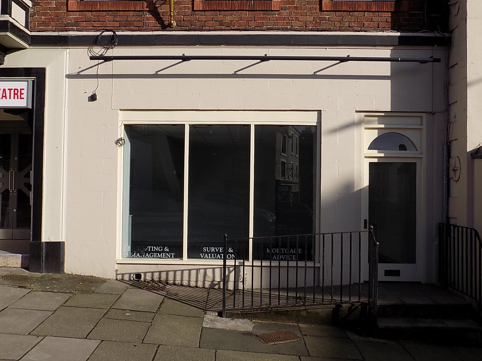 8 Market Pl, Ashbourne à louer Photo principale– Image 1 sur 4