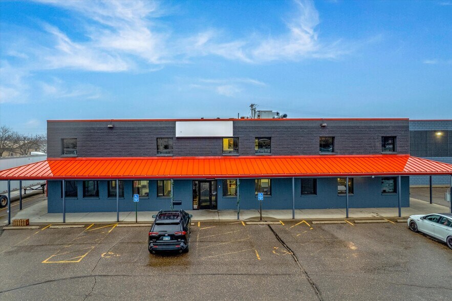 424 Farwell Ave, South Saint Paul, MN à vendre - Photo de l’immeuble – Image 2 sur 6