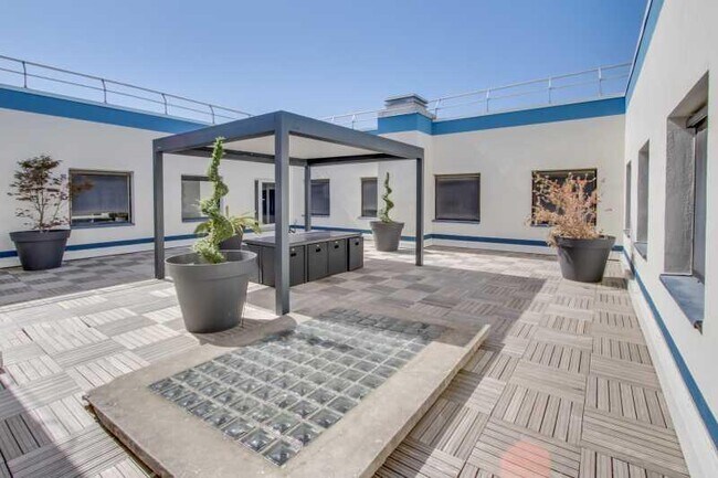 Plus de détails pour Bureau à louer