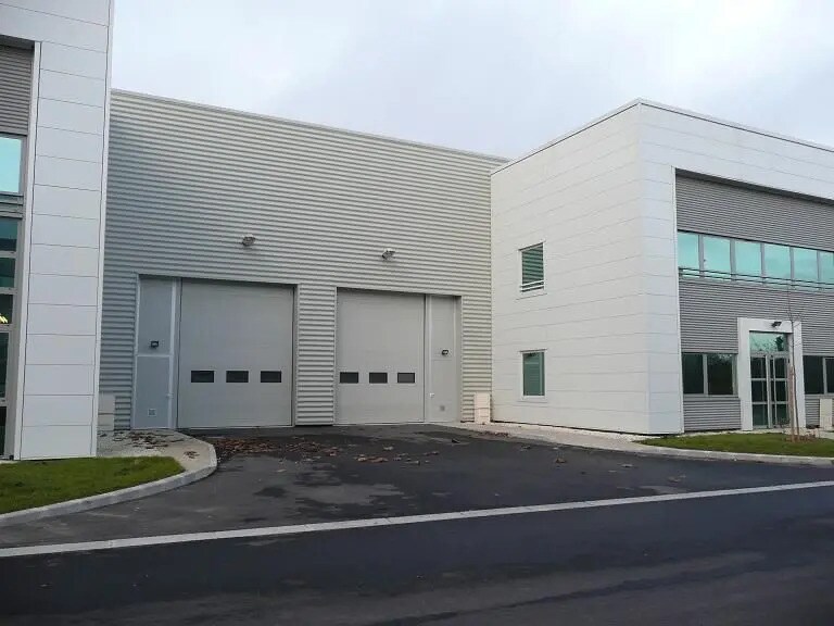 49 Bis Rue Du Commandant Rolland, Le Bourget à louer - Photo de l’immeuble – Image 2 sur 8