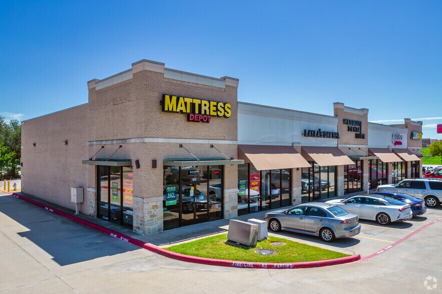 2030 N Belt Line Rd, Mesquite, TX à louer - Photo principale – Image 1 sur 5