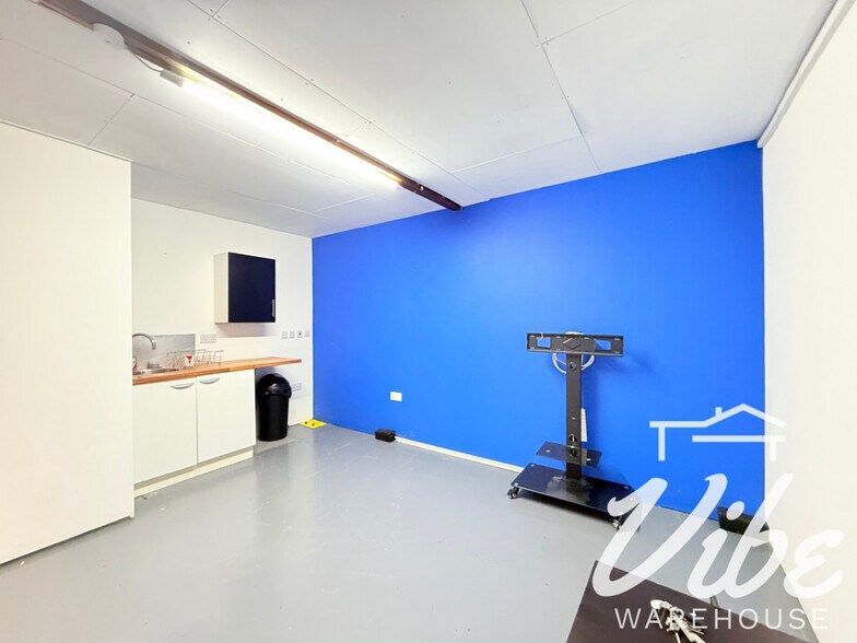 1 Hillmarton Rd, Londres à louer - Photo de l’immeuble – Image 2 sur 16