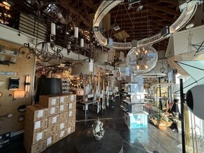 323 S La Brea Ave, Los Angeles, CA à louer Photo intérieure– Image 1 sur 1