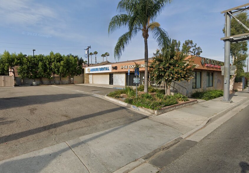 940 Grand Ave, Santa Ana, CA à louer - Photo de l’immeuble – Image 3 sur 5
