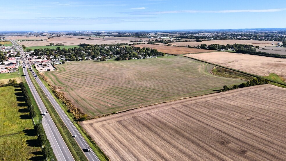 US 23 and SR 316 Rd, South Bloomfield, OH à vendre - Photo de l’immeuble – Image 2 sur 10