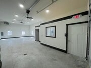 Interior 4