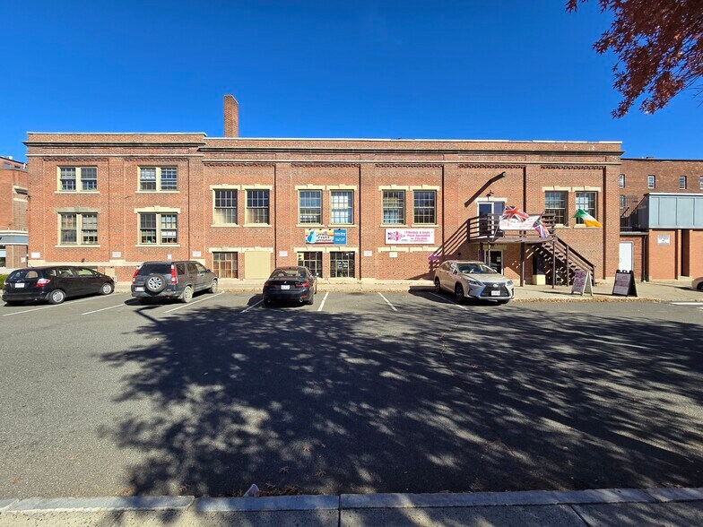 16 Armory St, Northampton, MA à louer - Photo de l’immeuble – Image 2 sur 3