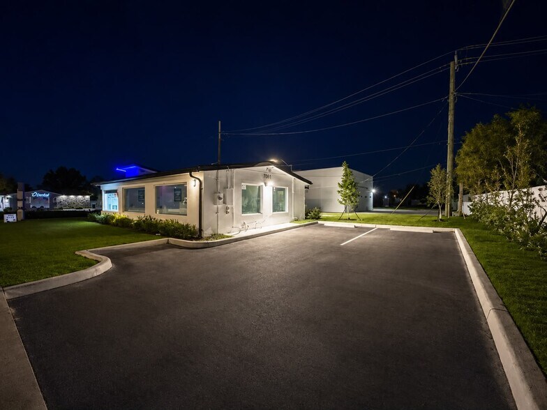7061 Taft St, Hollywood, FL à vendre - Photo de l’immeuble – Image 3 sur 14
