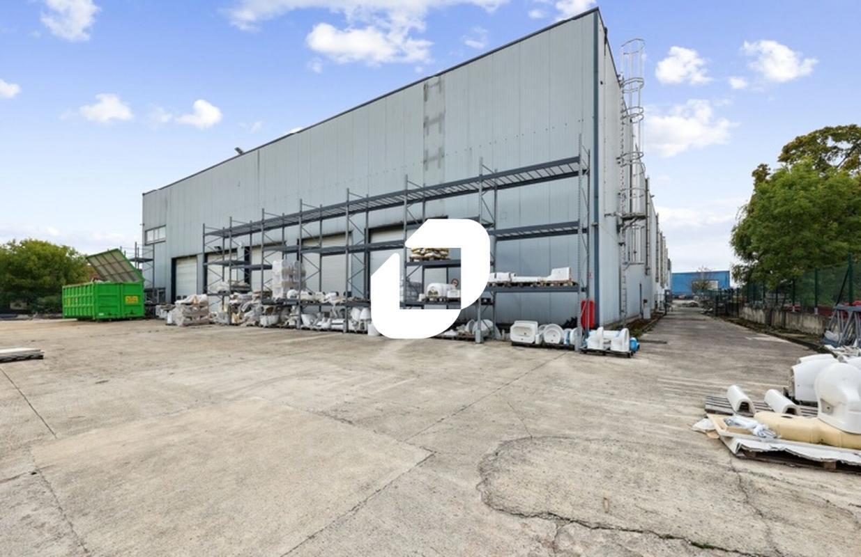 26 Rue De Paris, Pontault-Combault à vendre Photo de l’immeuble– Image 1 sur 12