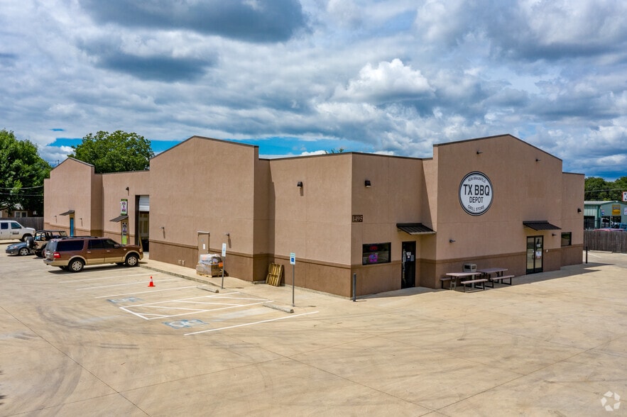 1495 N Business Ih 35, New Braunfels, TX à louer - Photo principale – Image 1 sur 2