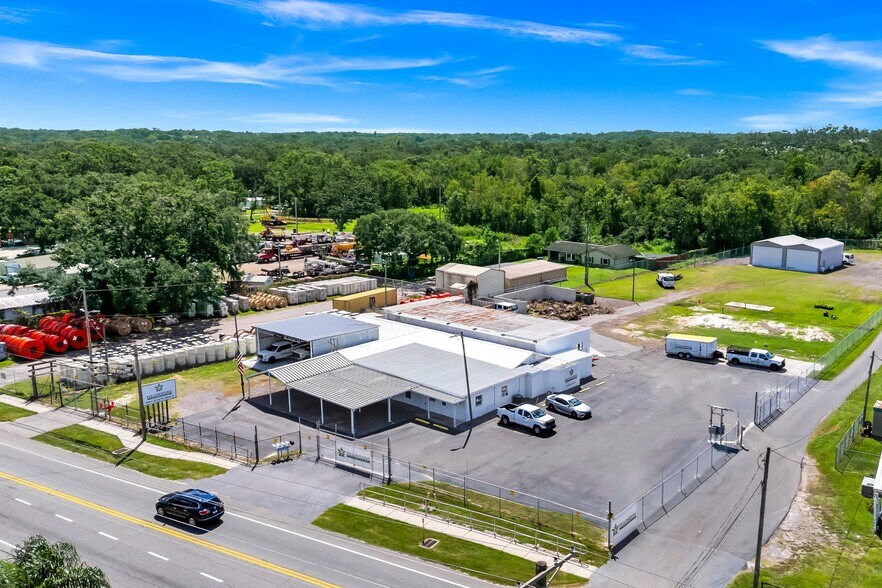 10909 E US Highway 92, Seffner, FL à vendre - Photo de l’immeuble – Image 1 sur 2