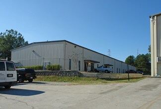 Plus de détails pour 450 S Cemetery St, Norcross, GA - Industriel/Logistique à vendre