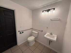 103 N Apopka Ave, Inverness, FL à louer Photo intérieure– Image 1 sur 1