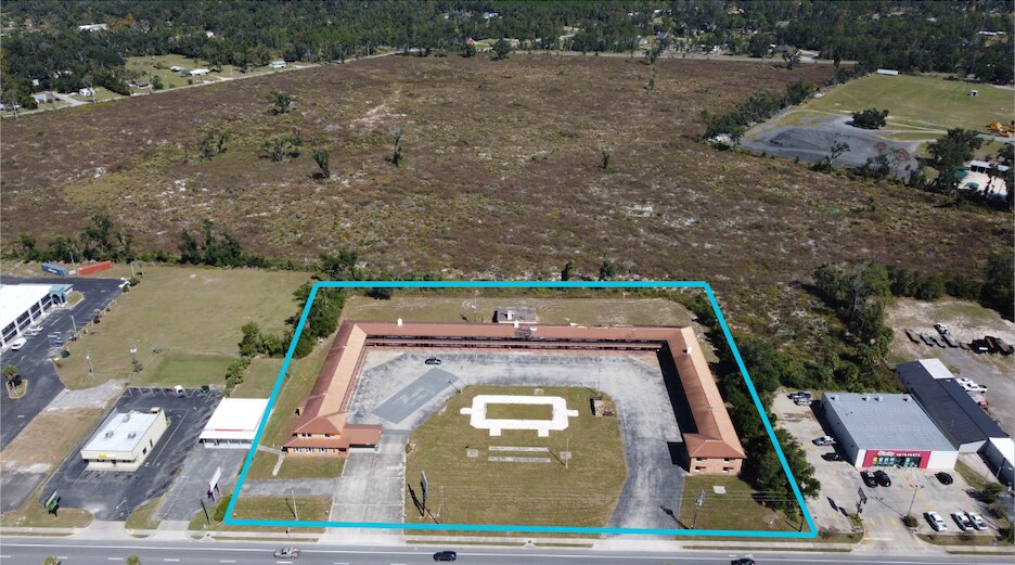 2238 S Byron Butler Pky, Perry, FL à vendre Photo de l’immeuble– Image 1 sur 7