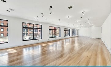 2758 Broadway, New York, NY à louer Photo intérieure– Image 2 sur 3