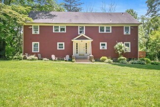 Plus de détails pour 858 Pleasantville Rd, Briarcliff Manor, NY - Logement à vendre