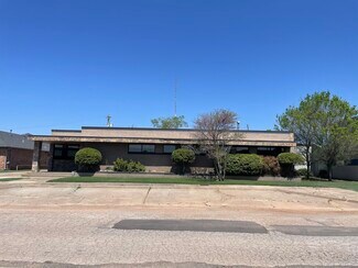 Plus de détails pour 111 NE 26th St, Oklahoma City, OK - Bureau à louer