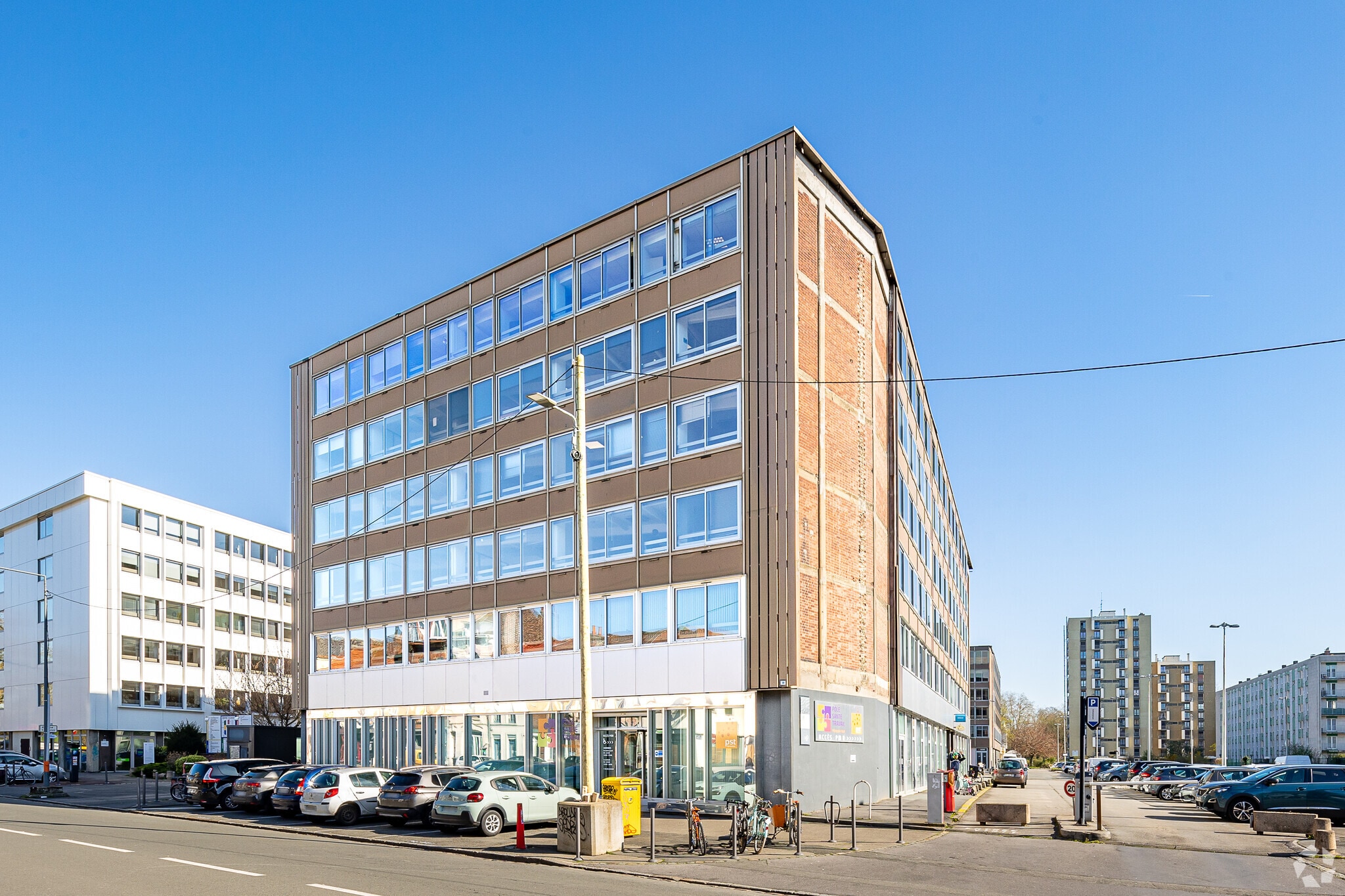 199-201 Rue Colbert, Lille à vendre Photo principale– Image 1 sur 20