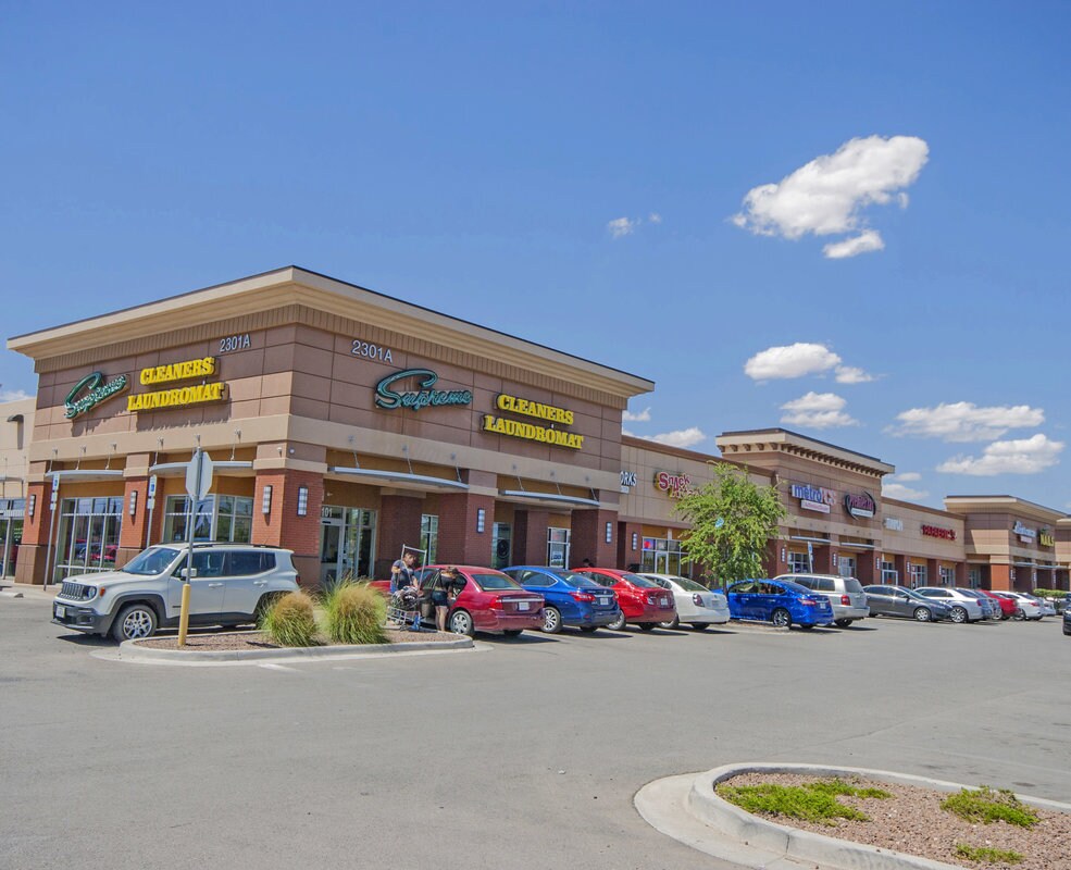 2301 N Zaragoza Rd A, El Paso, TX à louer Photo principale– Image 1 sur 12
