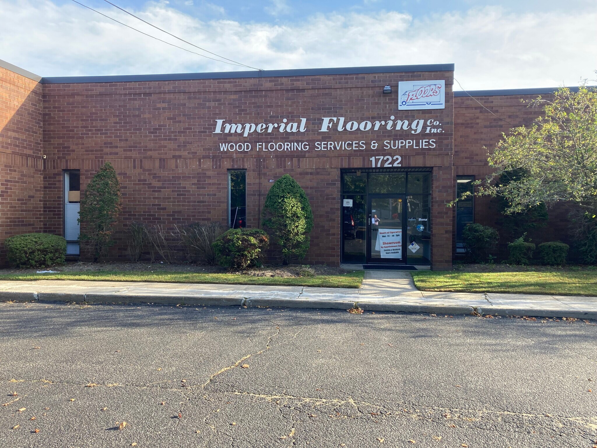 1708-1728 Church St, Holbrook, NY à vendre Photo de l’immeuble– Image 1 sur 13